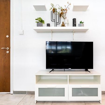 Mila'S 1-Br Apartment In Larnaca Eksteriør billede