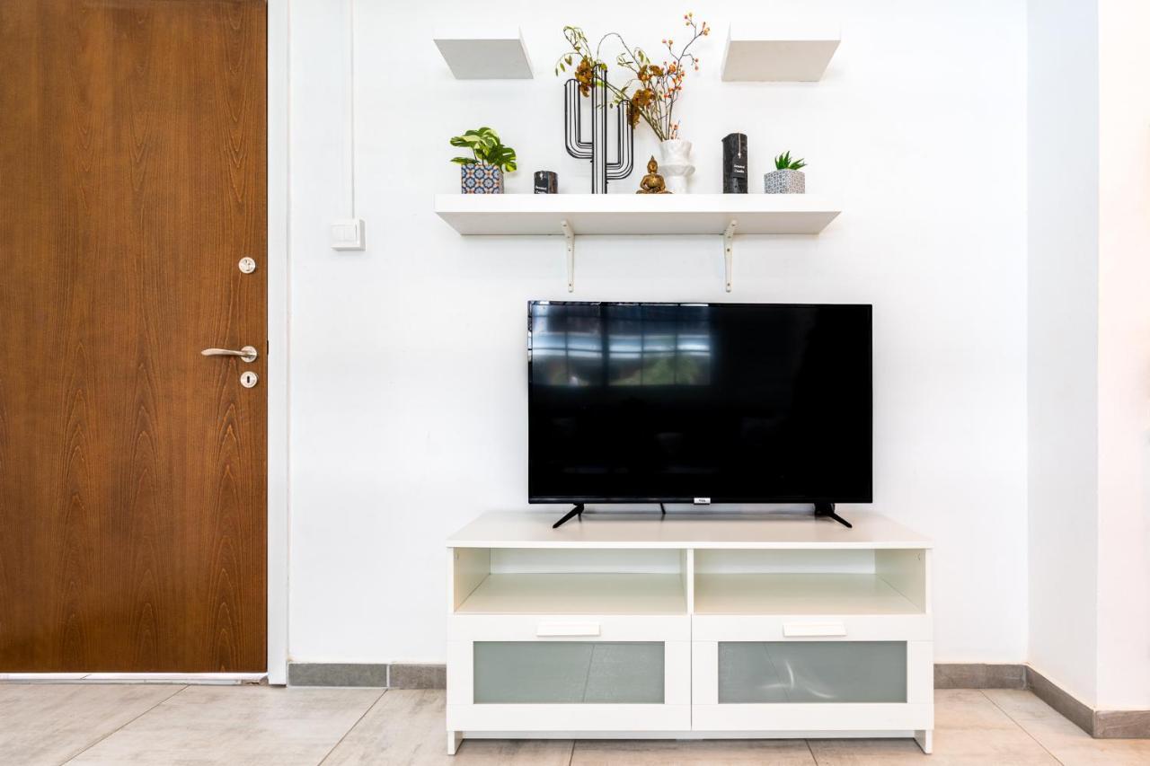 Mila'S 1-Br Apartment In Larnaca Eksteriør billede